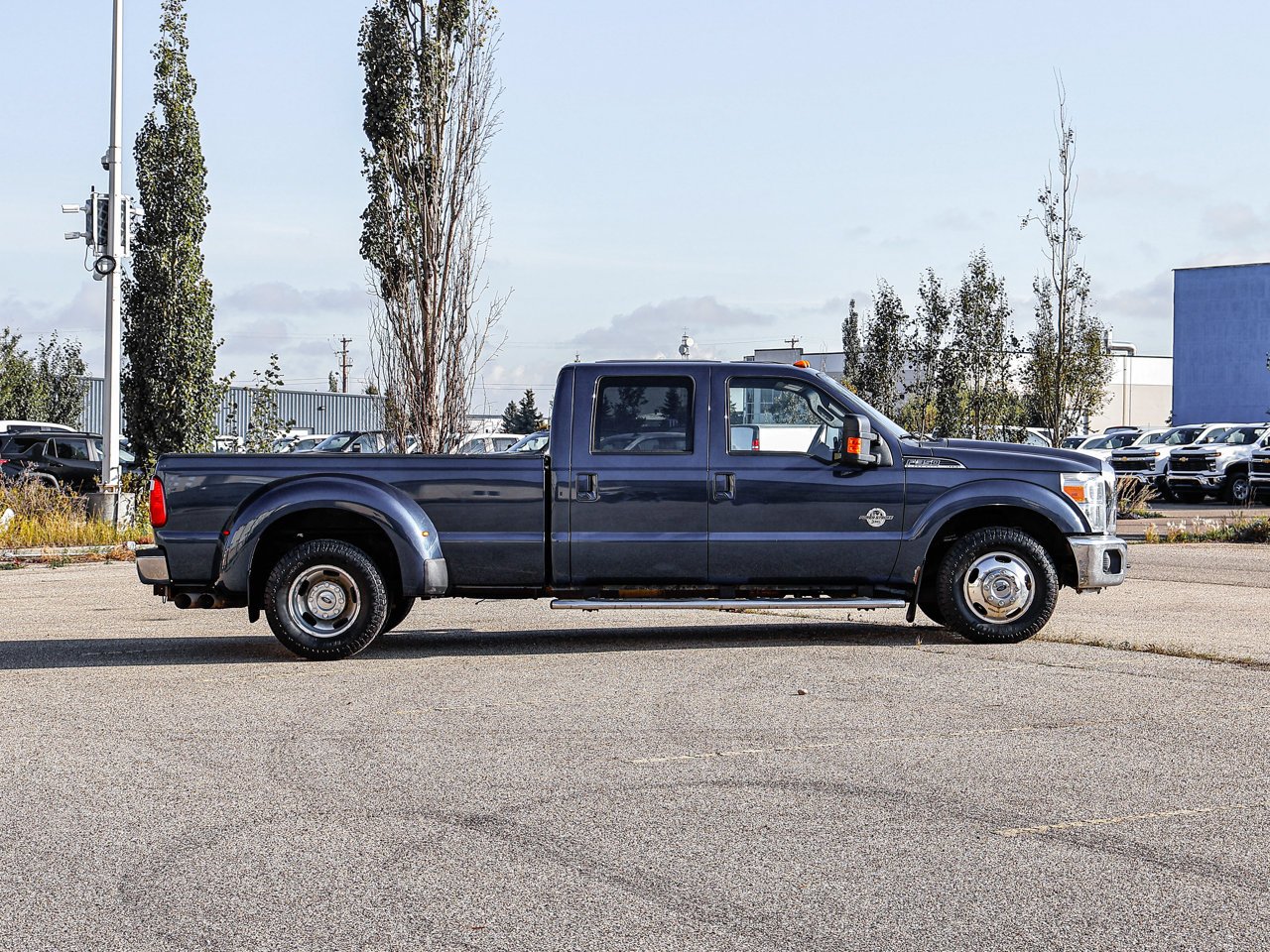 2016 Ford Super Duty F-350 DRW 2WD Crew Cab 172 Lariat Blue Sherwood Park - photo #12