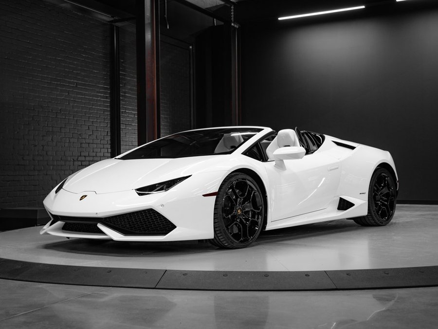 2018 Lamborghini Huracan 2018 White