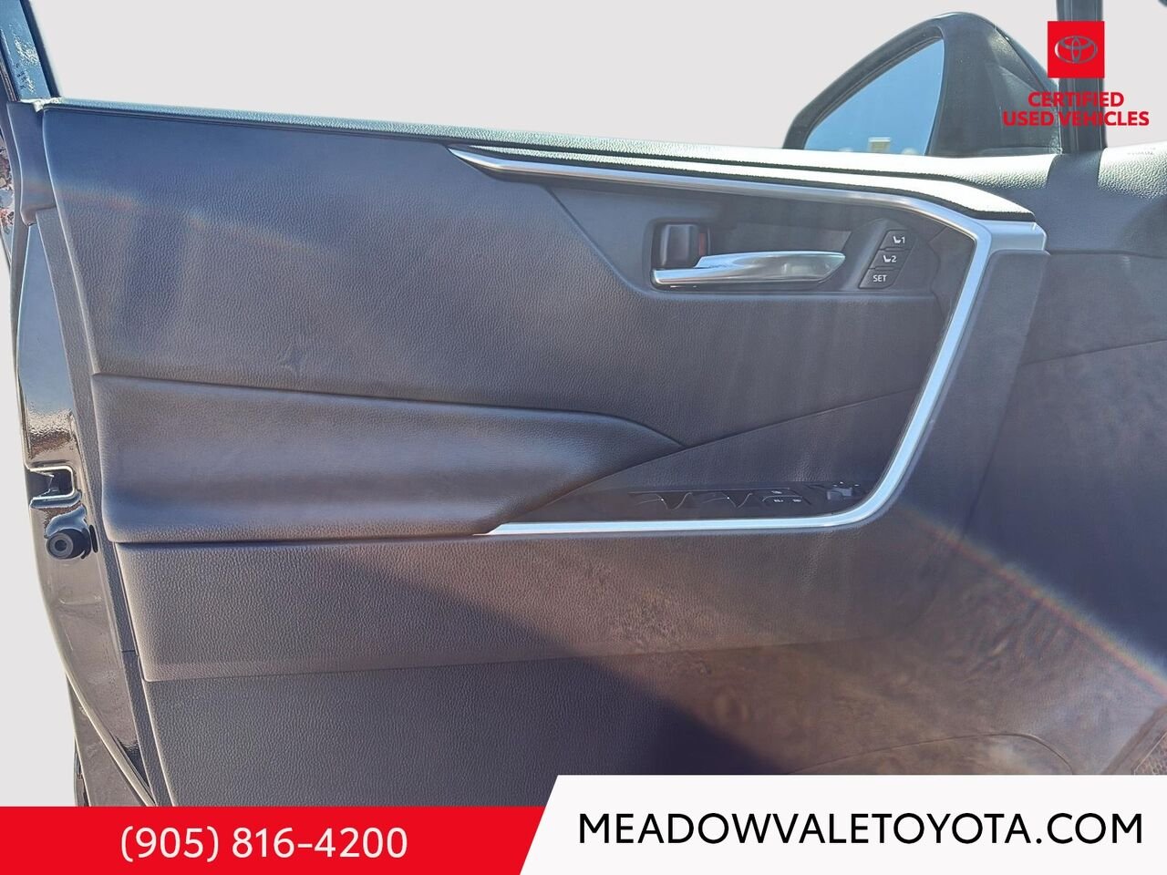 2020 Toyota RAV4 Sunroof, Back up Camera, Push Button Start Midnight Black Metallic Mississauga - photo #7