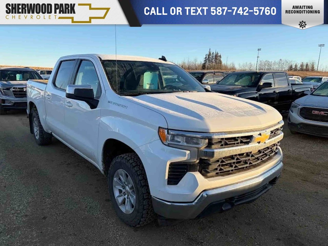 2024 Chevrolet Silverado 1500 4WD Crew Cab 147 LT White Sherwood Park - photo #0