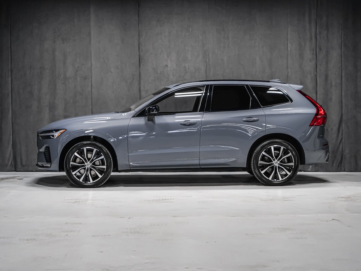 Volvo XC60 B6 PLUS DARK CLIMAT JANTES 20 PO 2023 Gris Montréal - photo #2