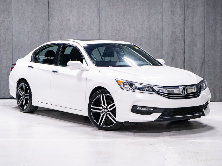 2017 Honda Accord Sedan SPORT White