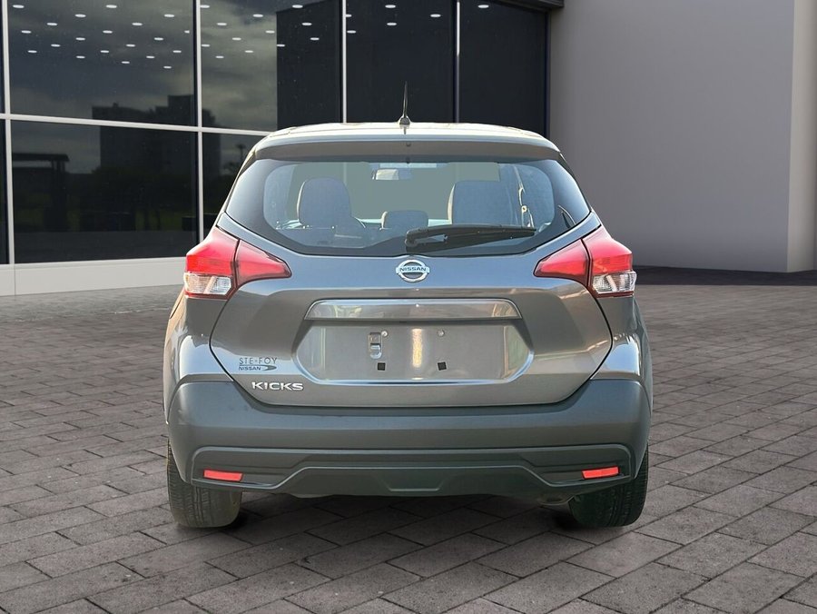 Nissan Kicks S S TA 2018 Gris