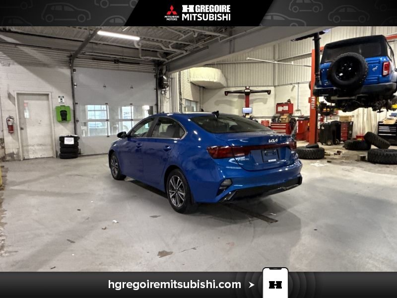 2022 Kia Forte Blue Blainville - photo #5