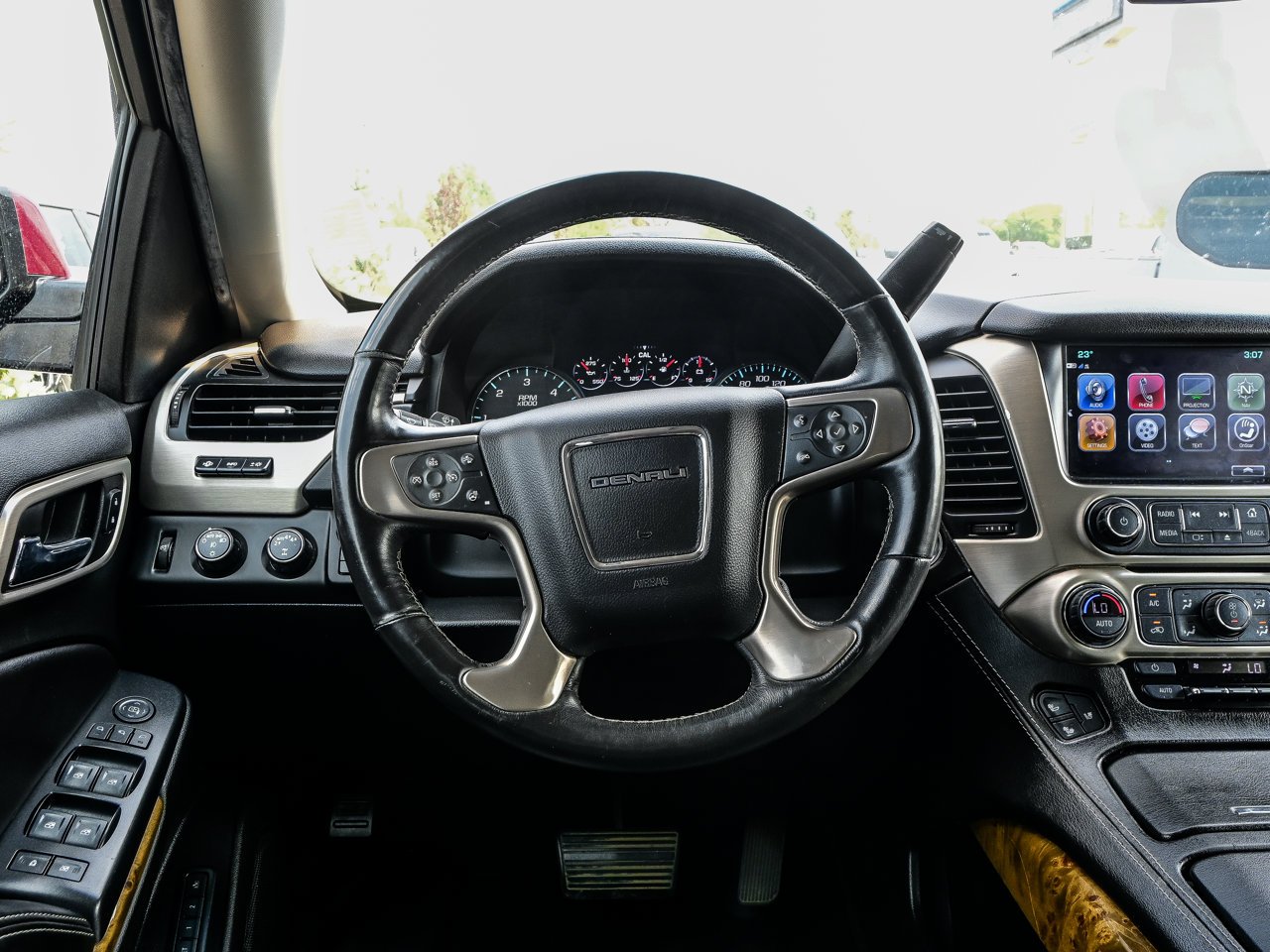 2017 GMC Yukon 4WD 4dr Denali Red Sherwood Park - photo #21