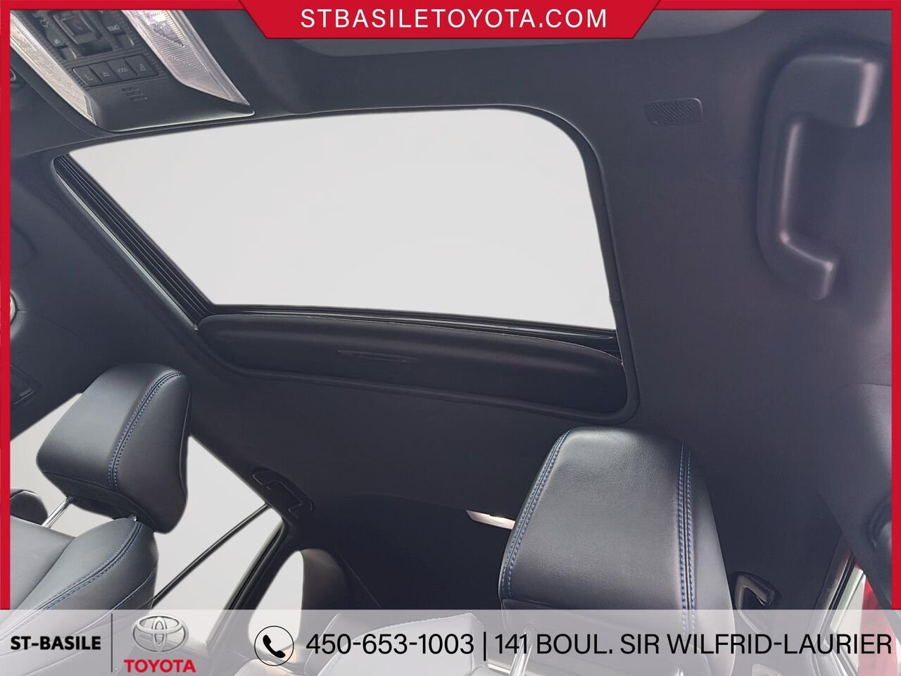 2023 TOYOTA RAV4 Hybrid Silver Sky Metallic with Black Roof Saint-Basile-le-Grand - photo #17