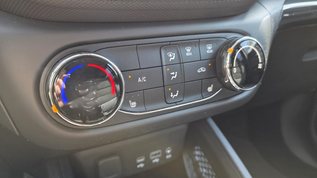 2022 CHEVROLET TrailBlazer LT FWD White Mont-Laurier - photo #30