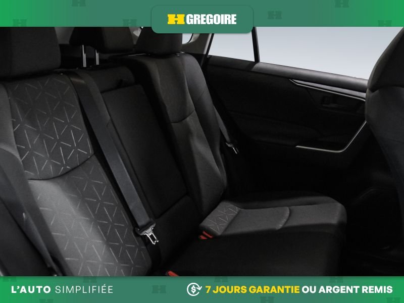2022 Toyota Rav 4 White Laval - photo #26