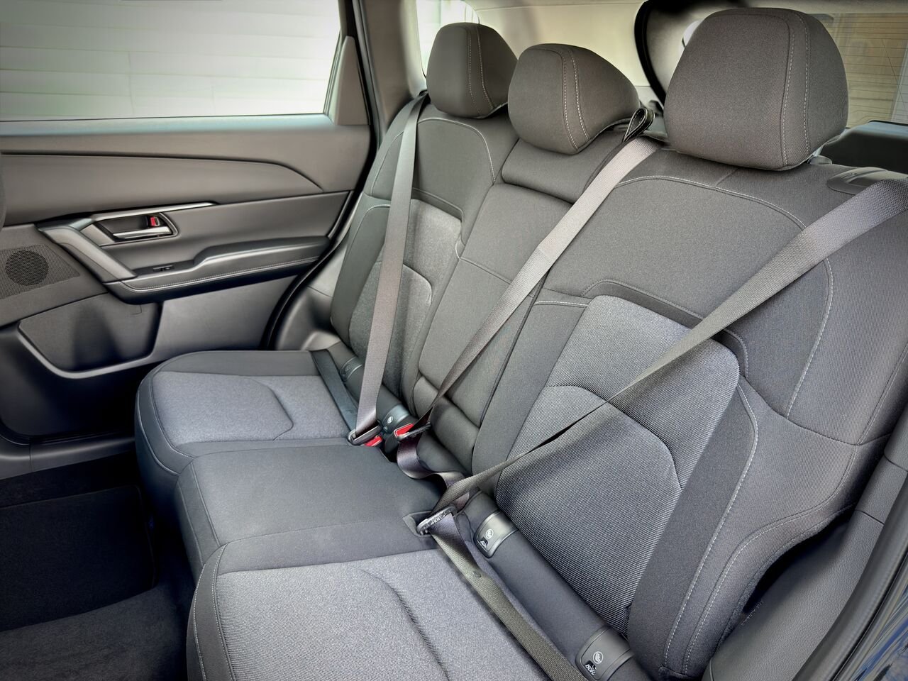 2026 MAZDA CX-5 Jet Black Mica Notre-Dame-des-Prairies - photo #17