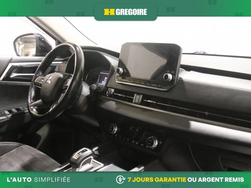 Mitsubishi Outlander 823226 | LE Premium AWD AUTO AC CUIR TOIT NAV MAGS CAM RECU 2022 Noir Laval - photo #27