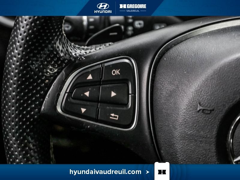 2016 Mercedes Benz GLA Black Saint-Eustache - photo #21