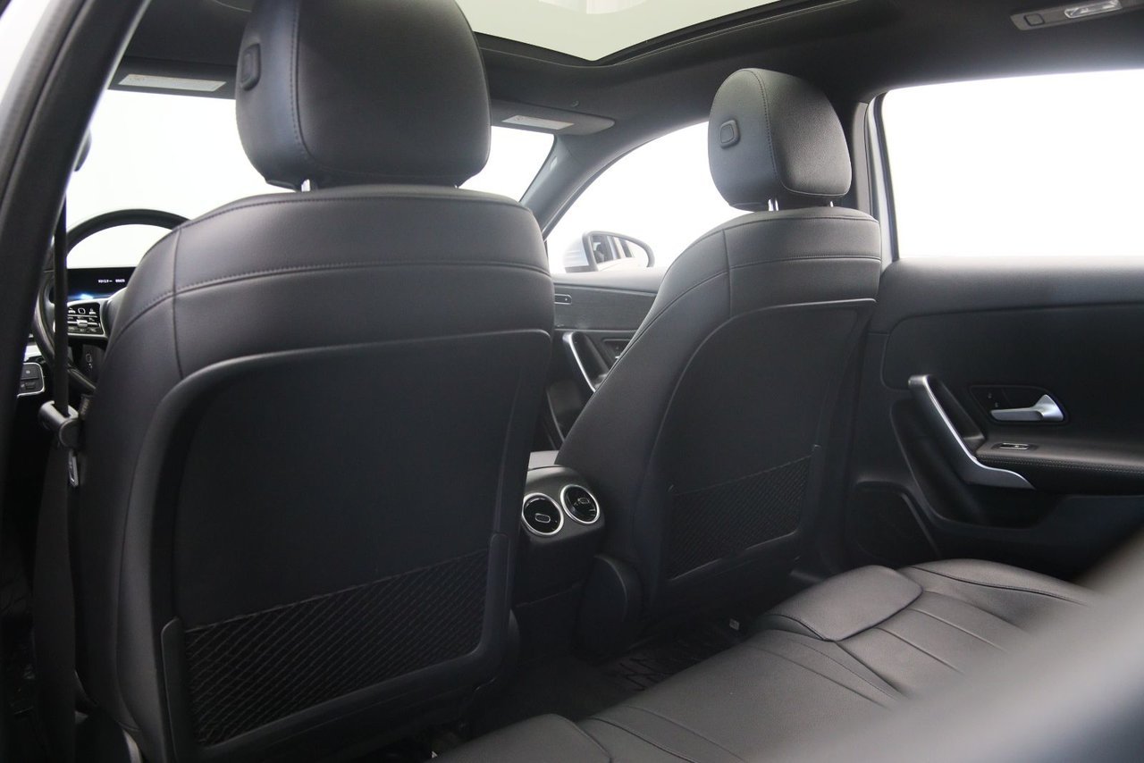 Mercedes-Benz A-Class NIV WDD3F4HB4KJ067955 2019 Gris Chicoutimi - photo #9