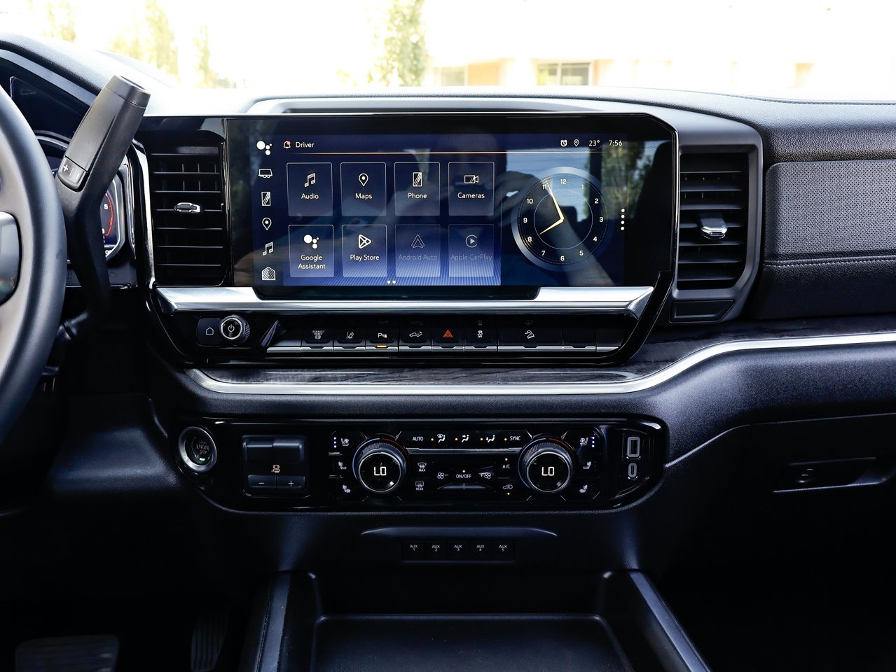 2024 Chevrolet Silverado 2500HD 4WD Crew Cab 159 LTZ White Sherwood Park - photo #28