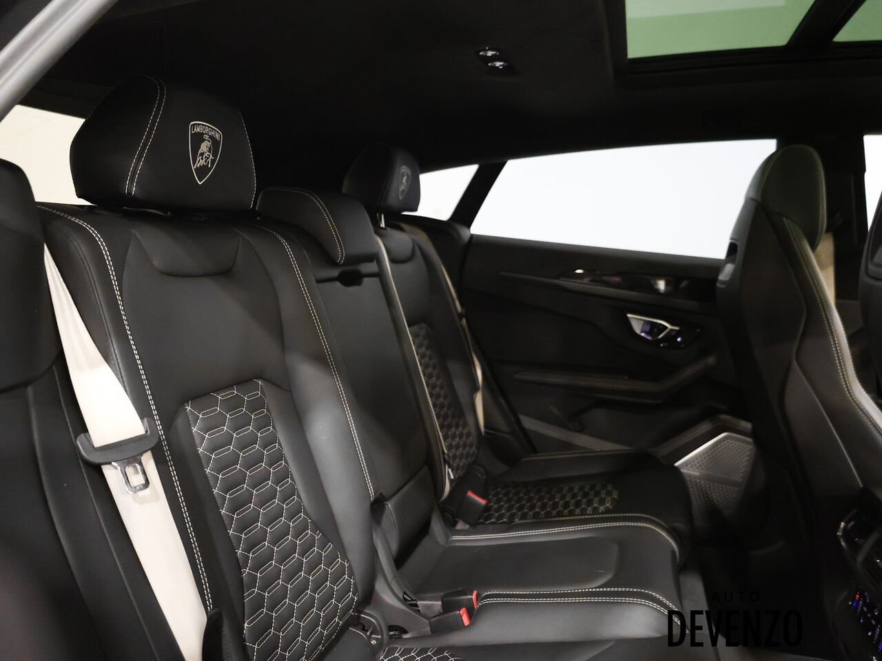 2022 Lamborghini Urus White Saint-Eustache - photo #9