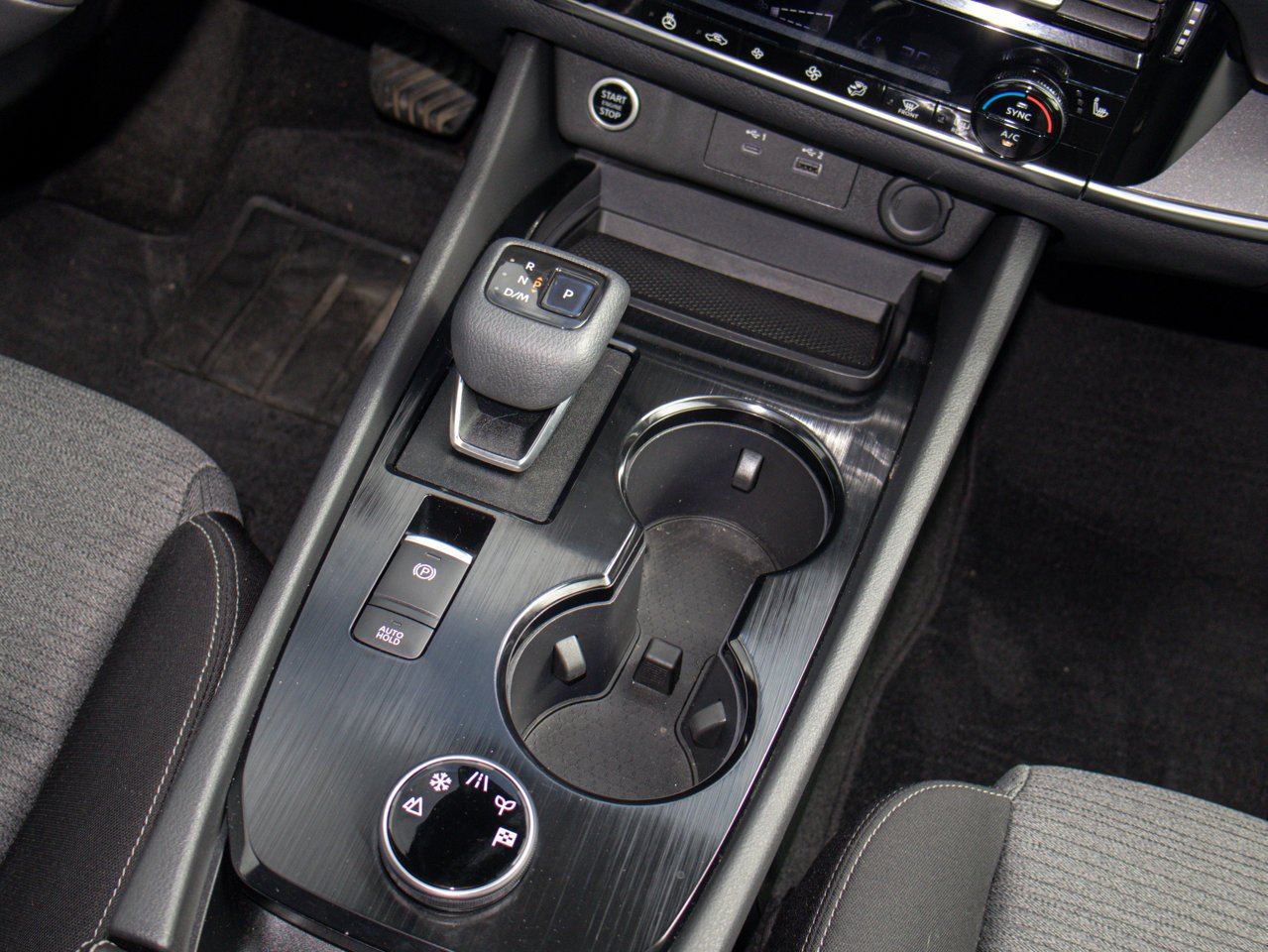 2021 Nissan Rogue AWD SV Black Sherwood Park - photo #27