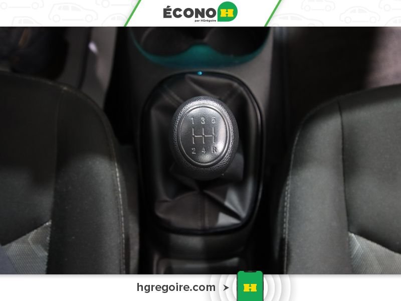 2016 Chevrolet Spark Green Saint-Eustache - photo #15