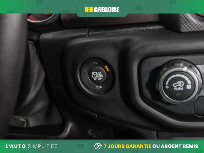 Jeep Wrangler 821782 | Sport 4WD AUTO A/C MAGS CAM RECUL BLUETOOTH 2019 Noir Laval - photo #15