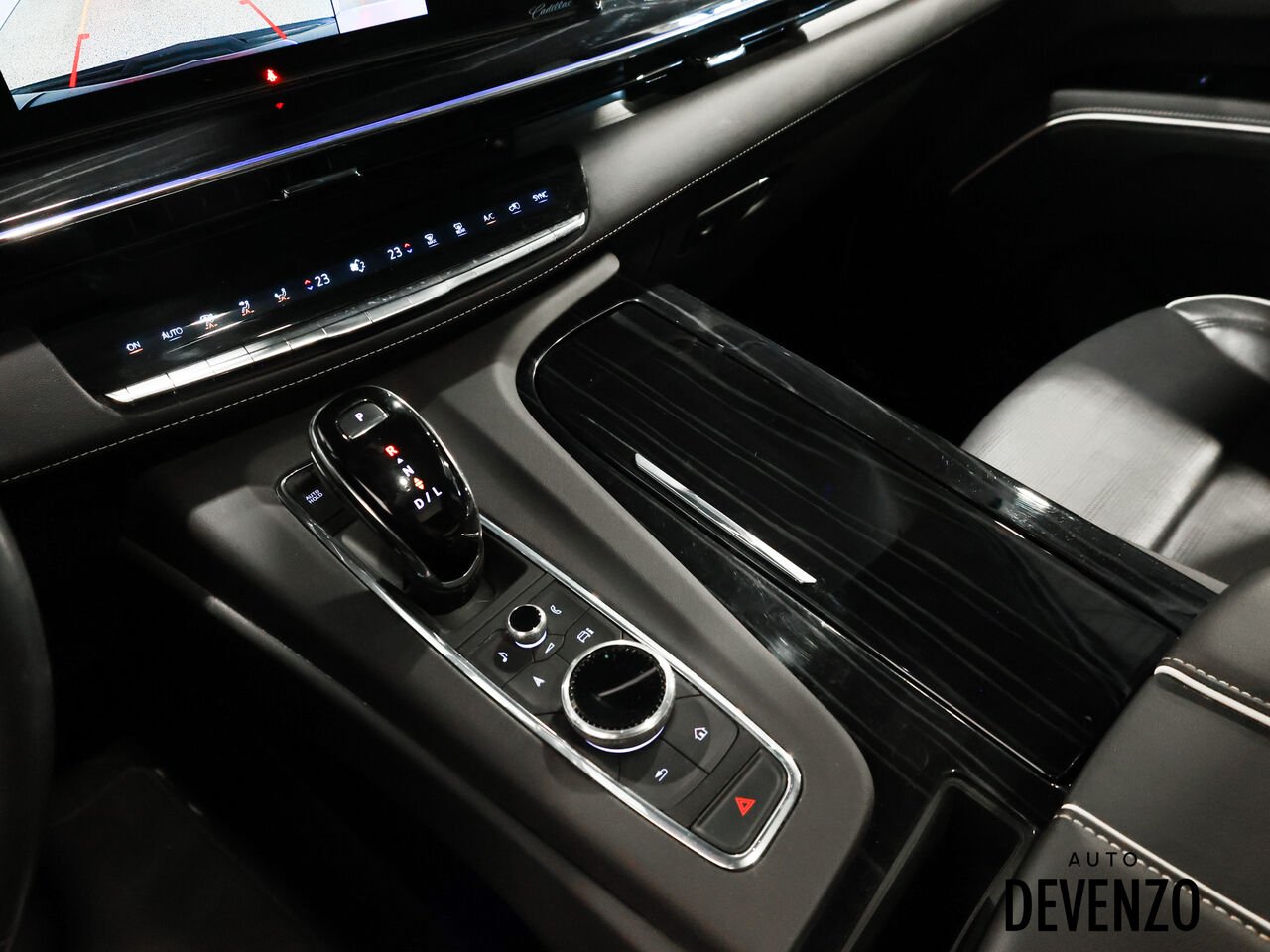 2024 Cadillac Escalade Black Saint-Eustache - photo #19