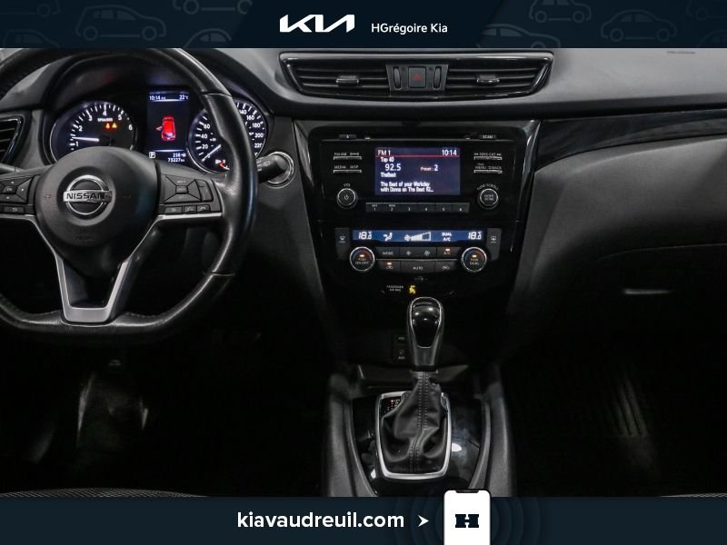 Nissan Qashqai 2017 Rouge Blainville - photo #16