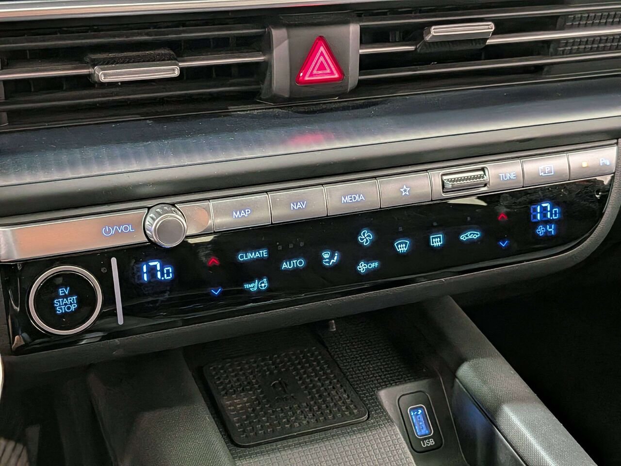 Hyundai IONIQ 6 2024 Rouge Val-David - photo #28
