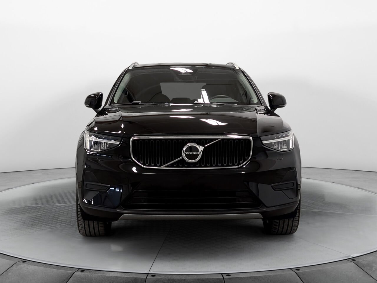 Volvo XC40 B5 Core AWD 2023 Noir Sherbrooke - photo #1