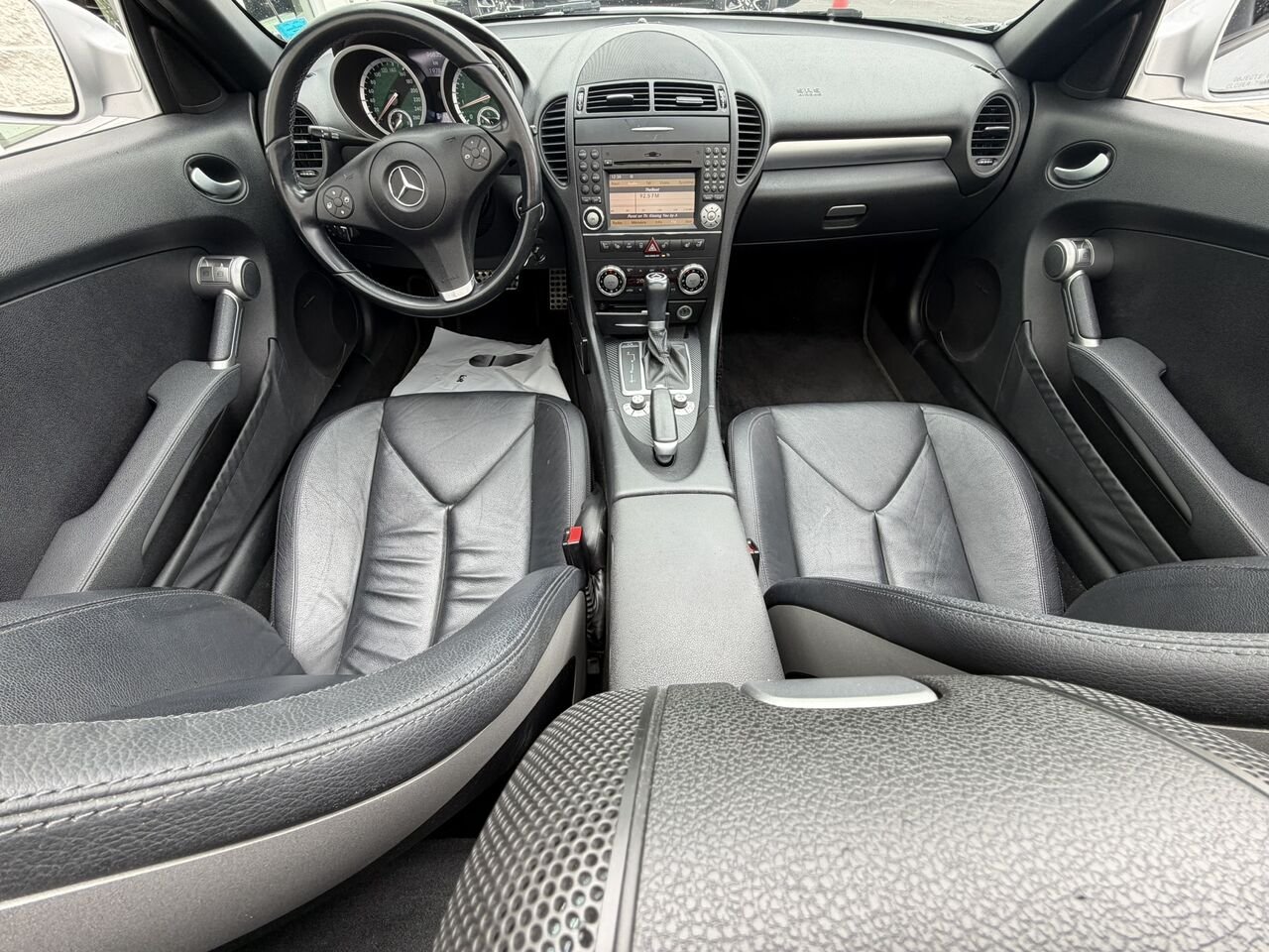 Mercedes-Benz Classe-SLK SLK 350 COVERTIBLE **RECONSTRUIT** 2011 Argent Laval - photo #4
