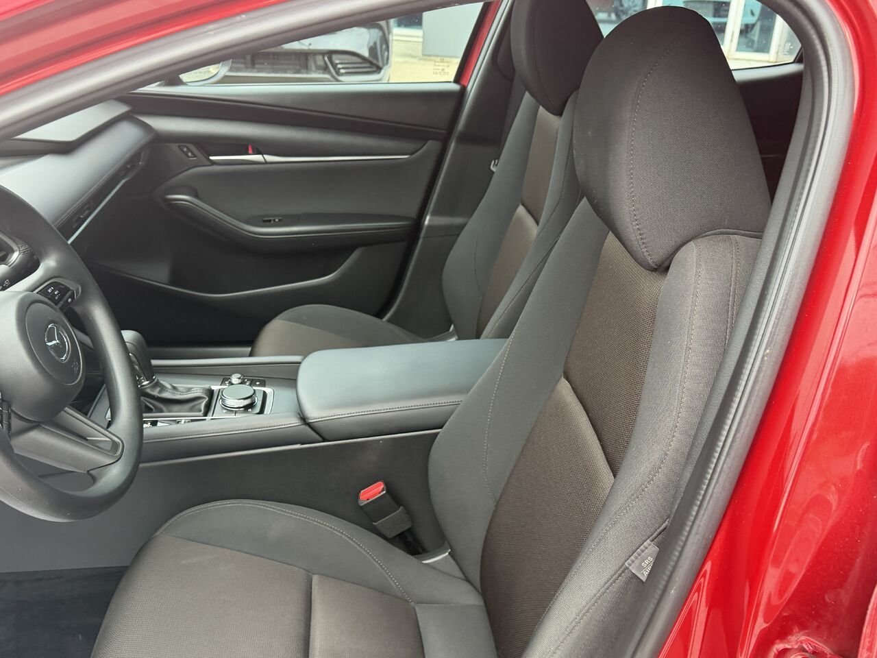 Mazda Mazda3 Sport 2025 Rouge Ste-Marie - photo #9