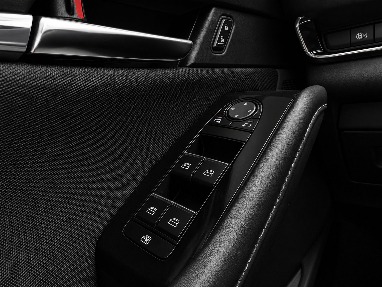 Mazda CX-30 JAMAIS ACCIDENTÉ / AWD (4X4) / APPLE CARPLAY ET ANDROID AUTO 2025 Noir Châteauguay - photo #15