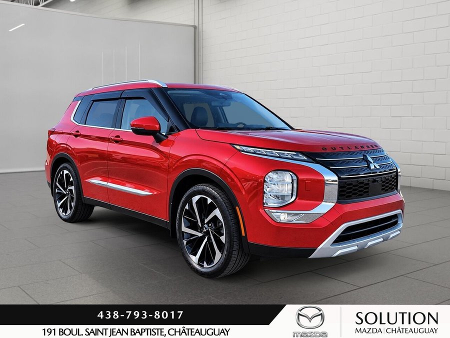2023 Mitsubishi Outlander SE S-AWC Red