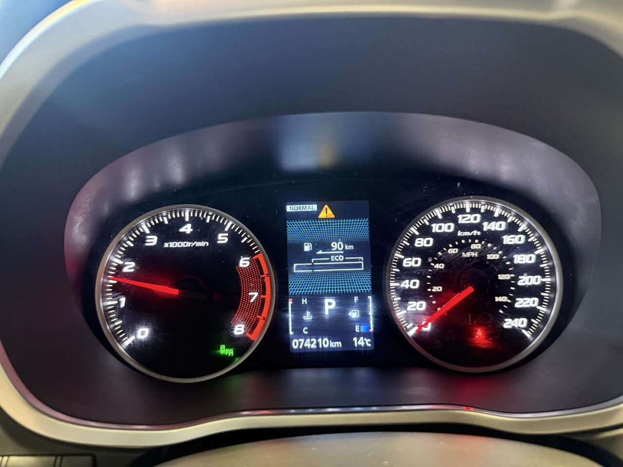 2022 Mitsubishi Eclipse Cross Grey Rouyn-Noranda - photo #7