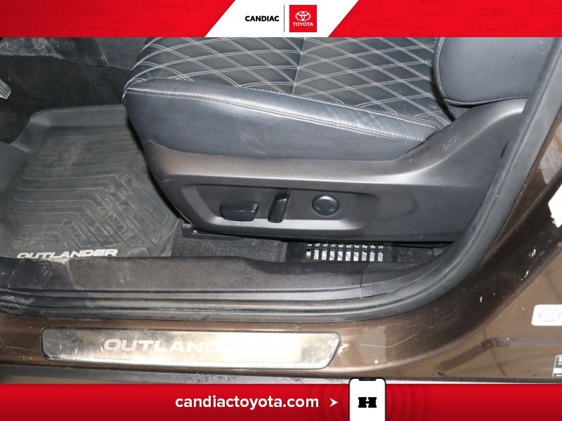 Mitsubishi Outlander PHEV TA04296 | GT AWD - CUIR - TOIT OUVRANT -MAGS 2023 Bronze Laval - photo #16