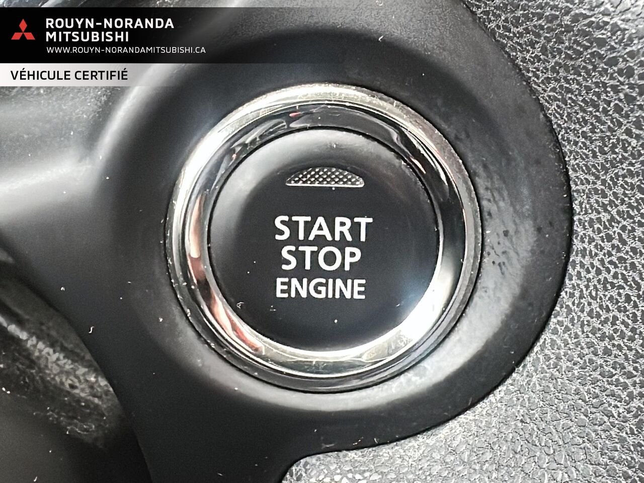 Mitsubishi RVR SEL AWC 2023 Noir Rouyn-Noranda - photo #21
