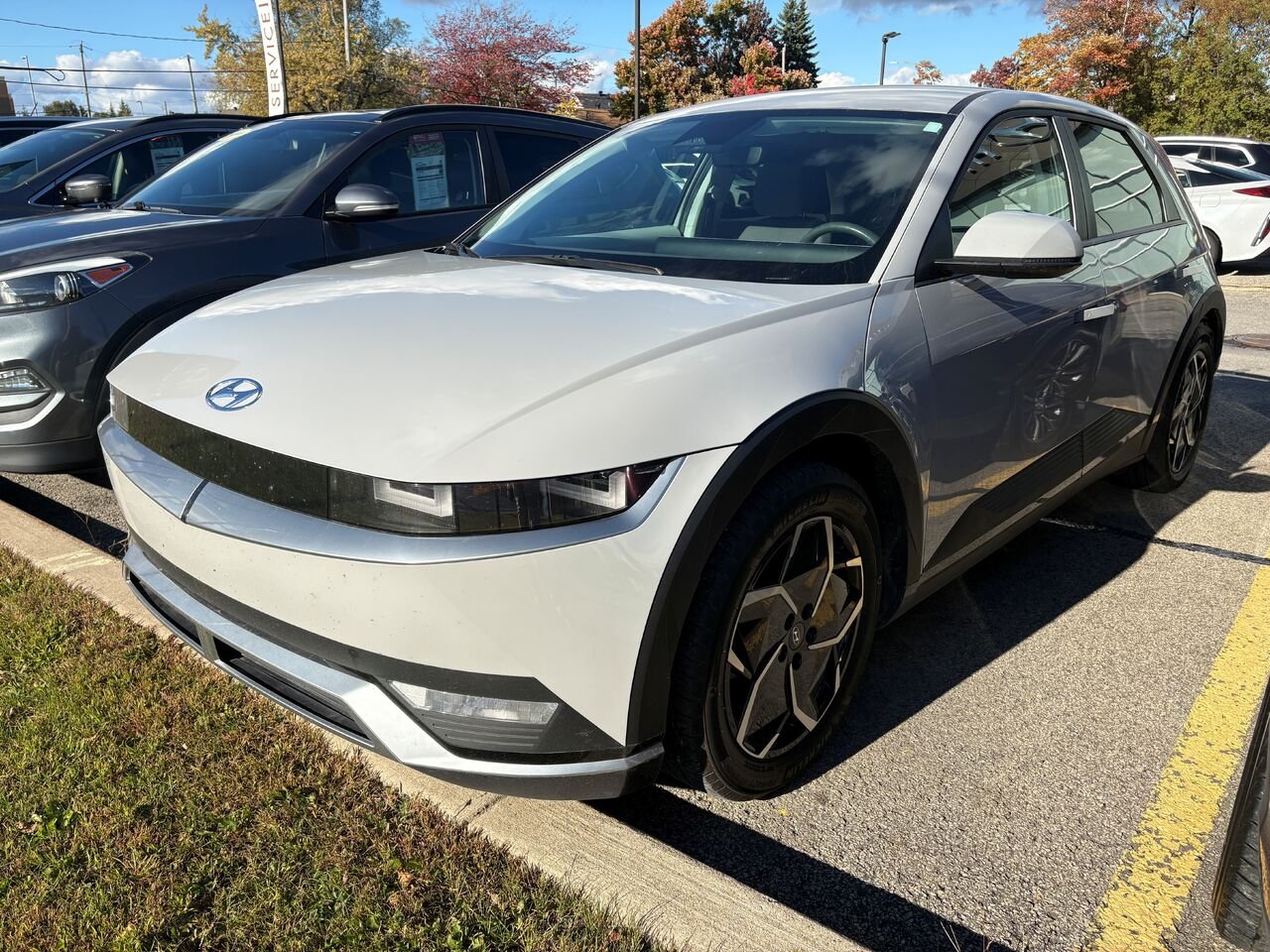 2022 Hyundai IONIQ 5 Grey Blainville - photo #0