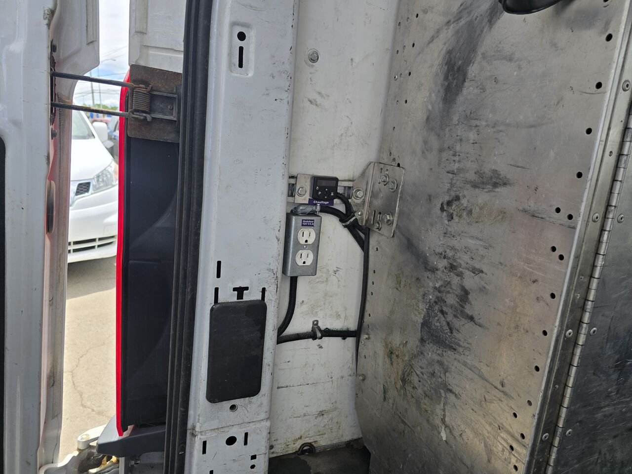 2016 Ford Transit fourgon utilitaire White  - photo #10