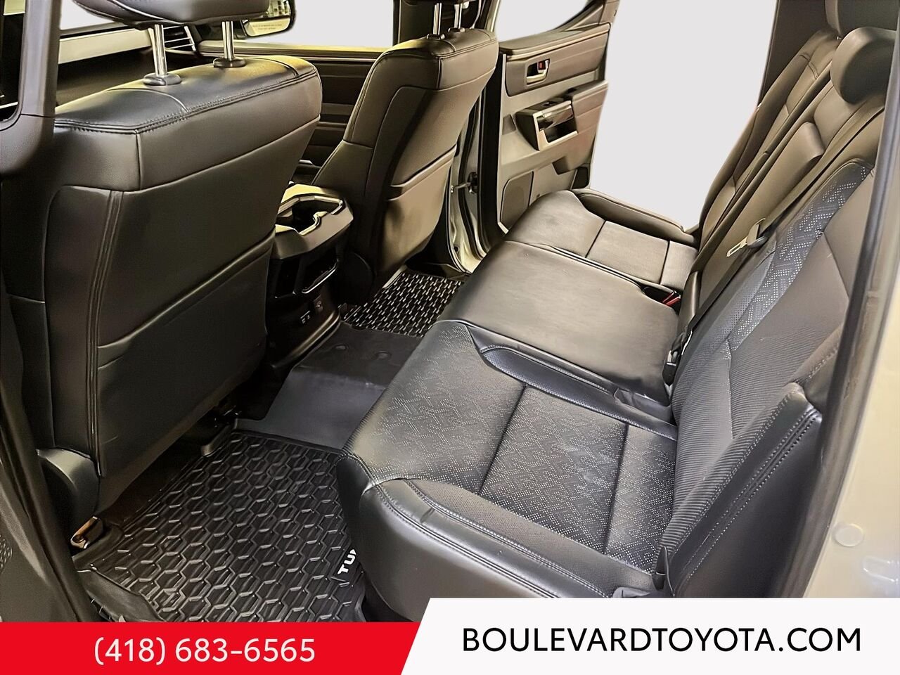 Toyota Tundra 100335A-21 | LIMITED CREWMAX, BOITE 6 PIEDS 2025 Gris Québec - photo #18