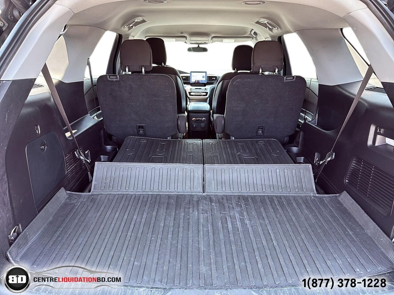 2020 Ford Explorer XLT AWD 7 PASSAGERS | BD0332 Grey Granby - photo #10