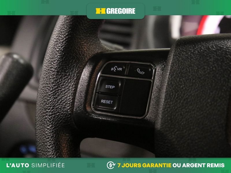 2019 Dodge GR Caravan Silver Blainville - photo #19