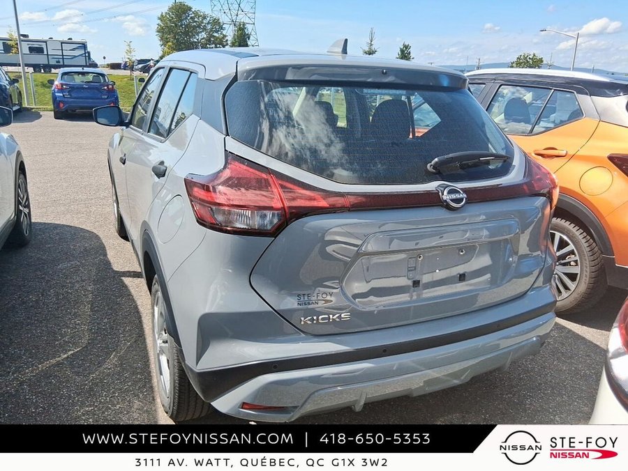 Nissan Kicks S TA S6925 2024 Gris