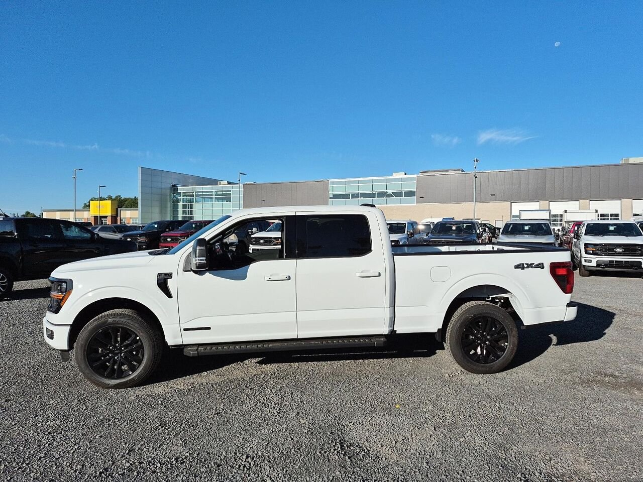 2026 Ford F-150 Oxford White Saint-Jérôme - photo #2