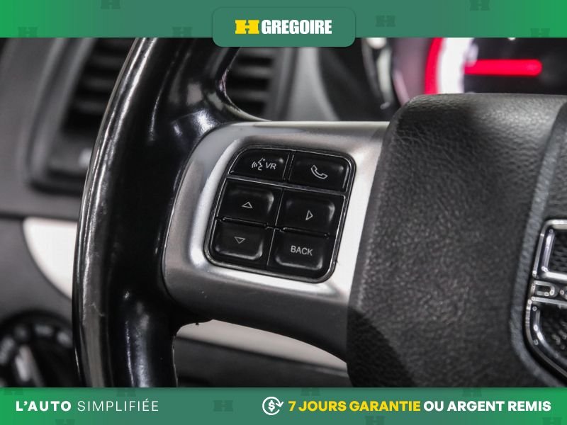 2019 Dodge GR Caravan White Laval - photo #20
