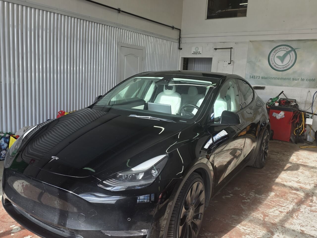 Tesla Model Y 2021 Noir Longueuil, - photo #0