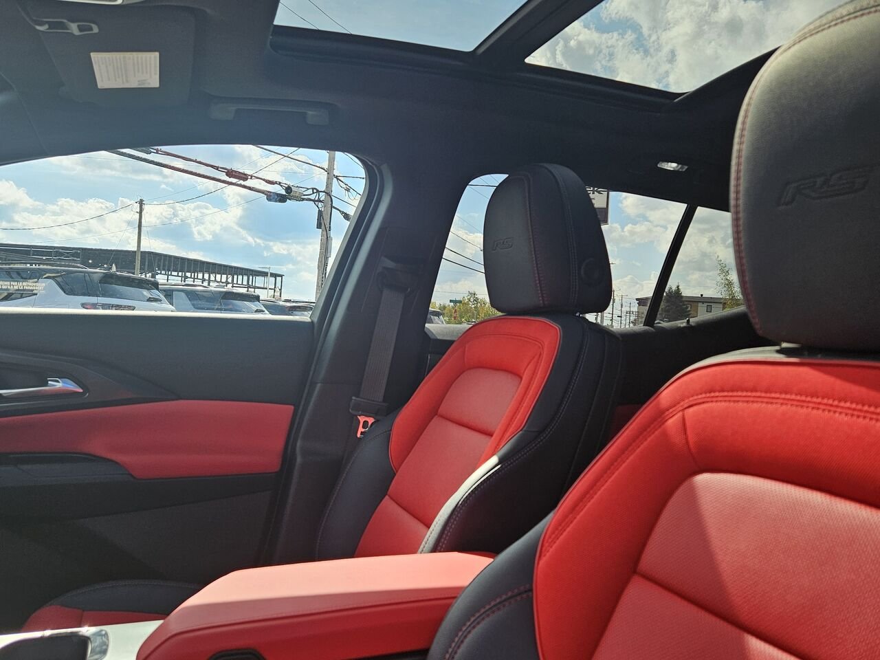 2025 Chevrolet Equinox EV 4 portes RS Red Thetford Mines - photo #11