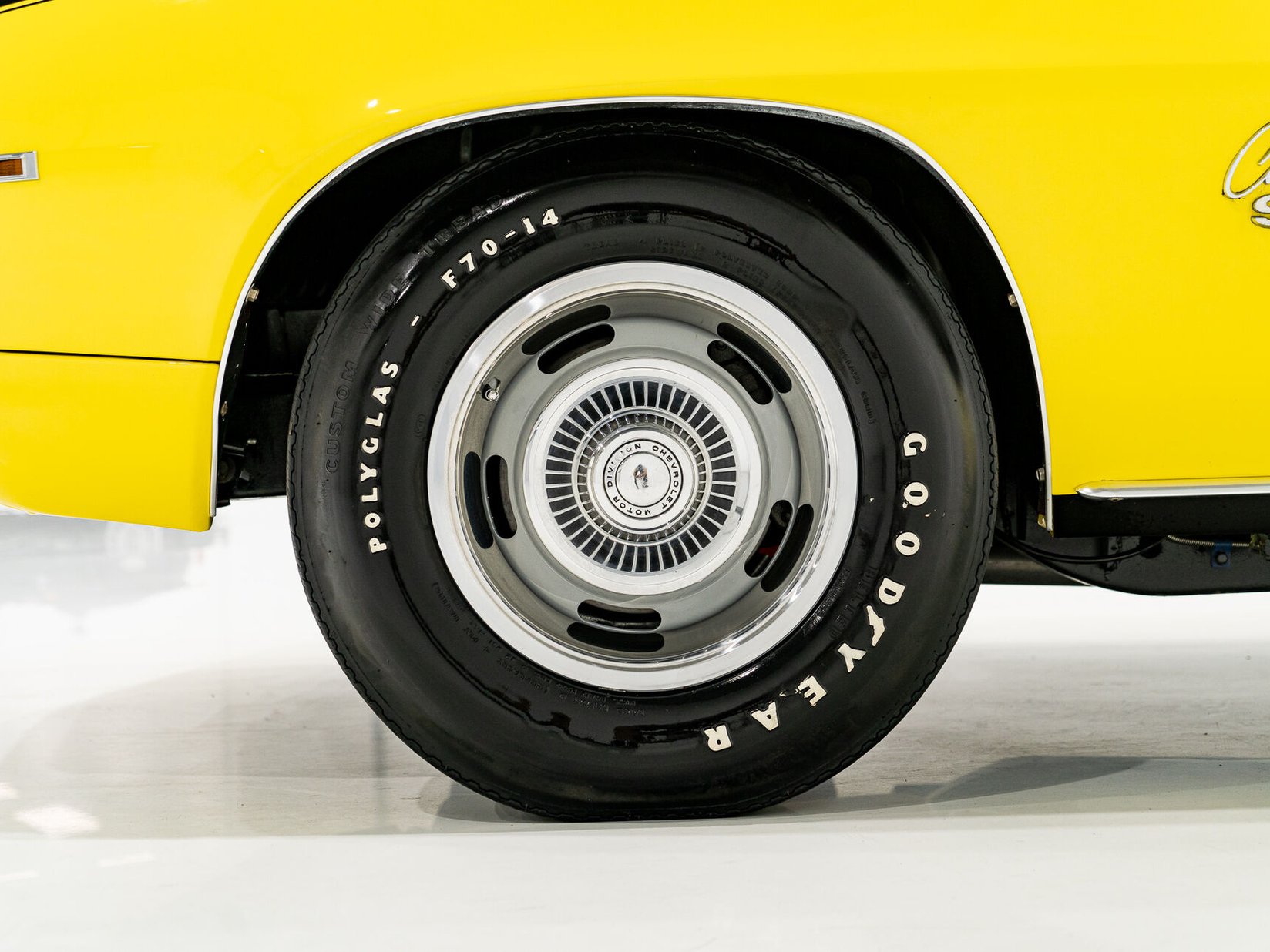 Chevrolet Camaro SS **PRIX EN USD** With factory A/C 1969 Jaune Montréal - photo #37