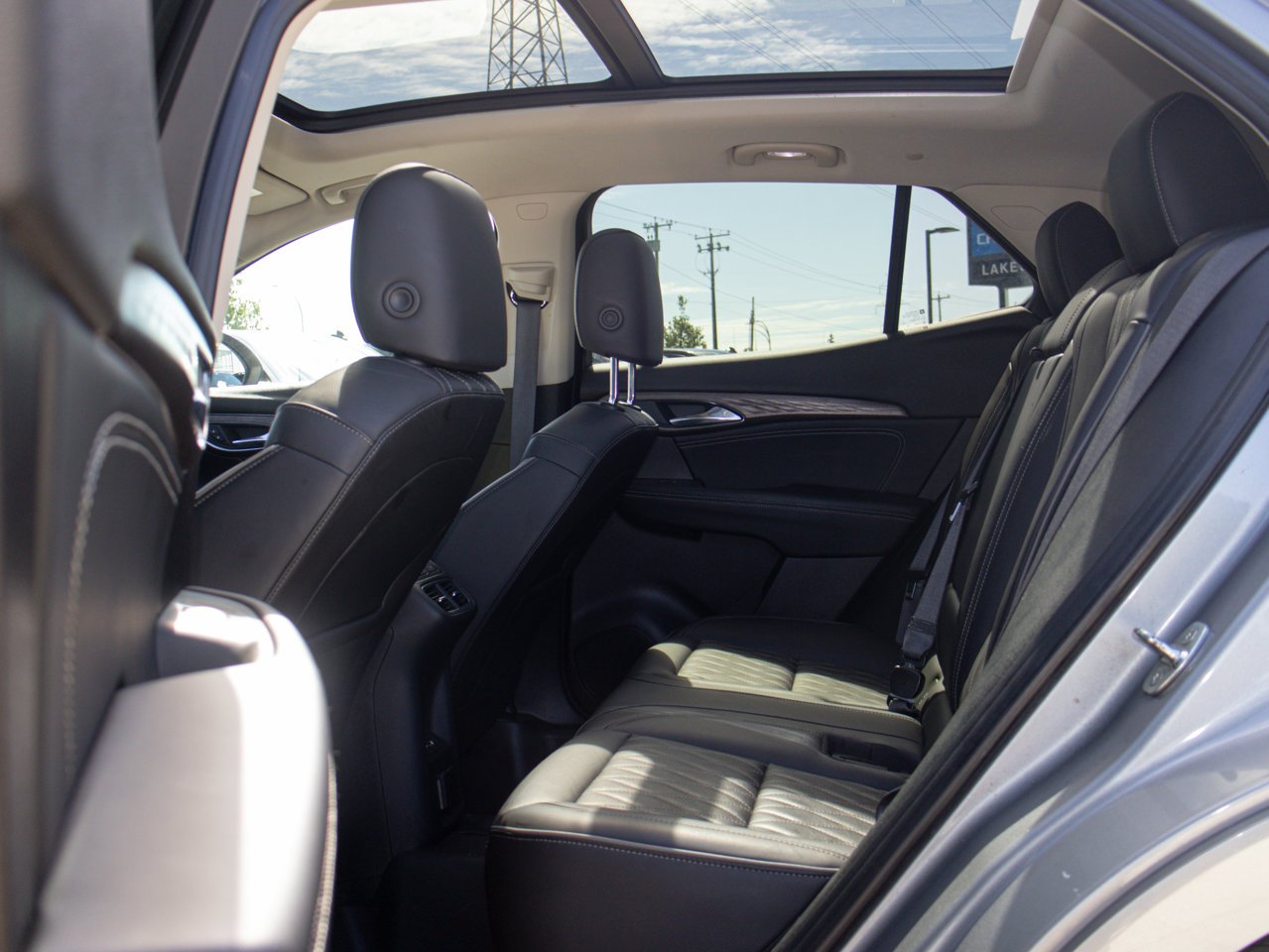 2023 Buick Envision AWD 4dr Avenir Grey Sherwood Park - photo #32