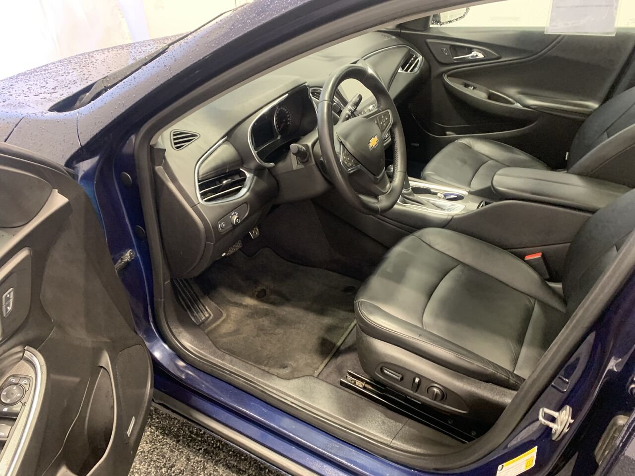 2017 Chevrolet Malibu Blue Châteauguay - photo #24