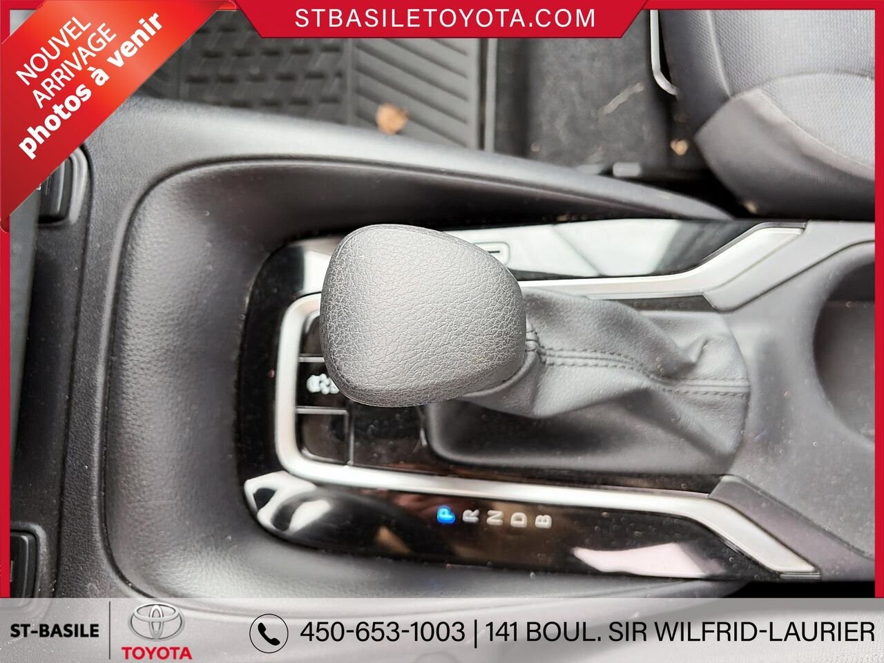 TOYOTA COROLLA 2025 Bleu Saint-Basile-le-Grand - photo #8