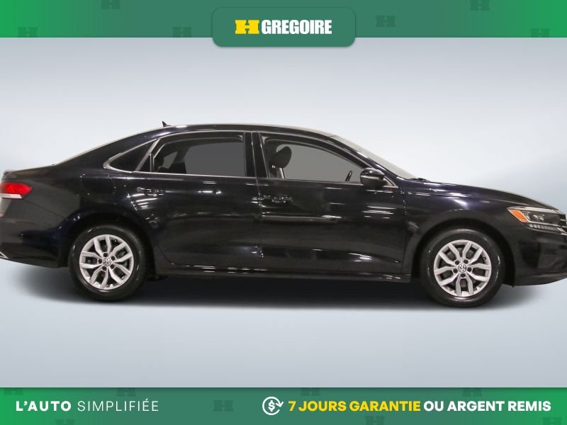 2020 Volkswagen Passat Black Blainville - photo #10