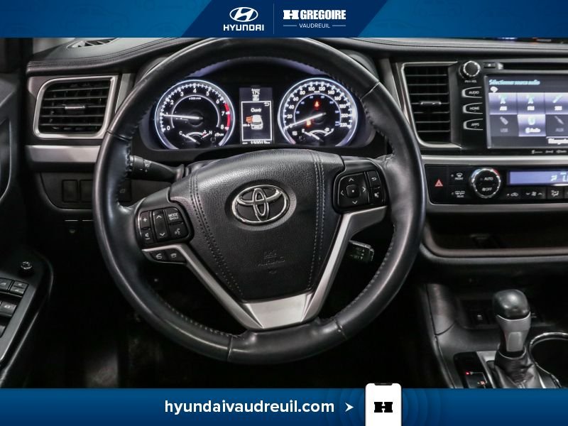 2016 Toyota Highlander Black Laval - photo #23