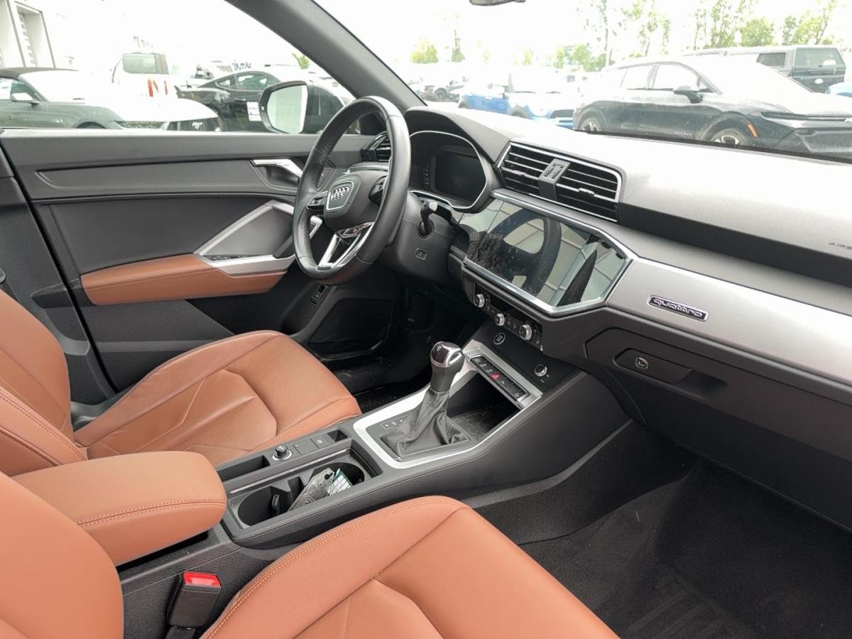 2023 Audi Q3 Grey Saint-Jérôme - photo #3