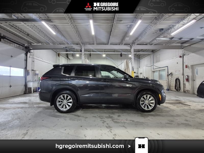 2025 Mitsubishi Outlander Plug-In Hybrid Grey Blainville - photo #10